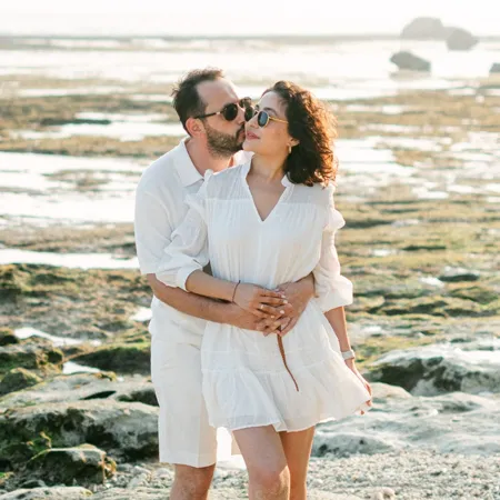 Happy honeymoon couple Jessica and Michael from Australia reviewing Bali Assist Co